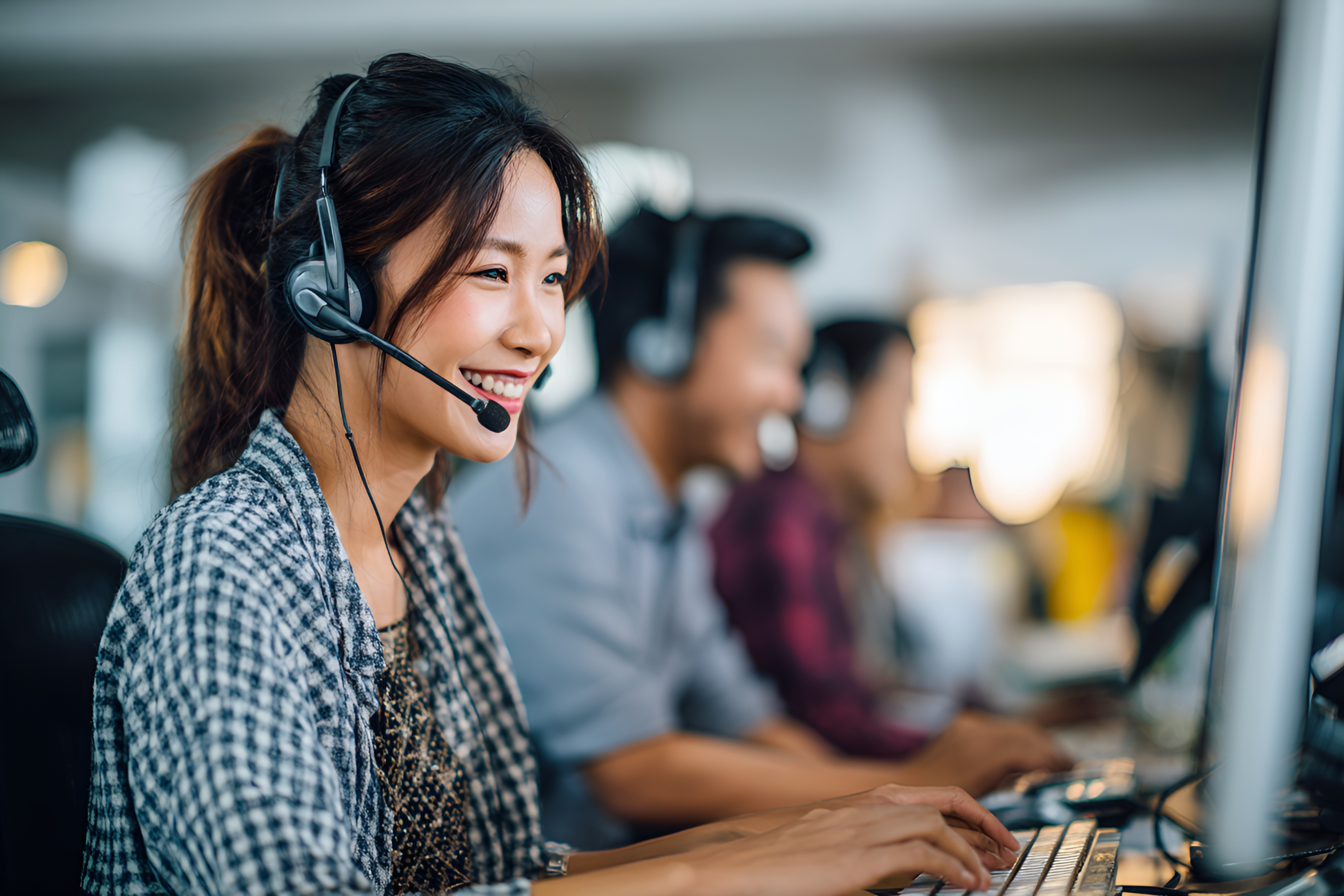 Customer Service——02.jpg