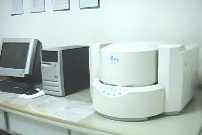 laboratory_01.jpg
